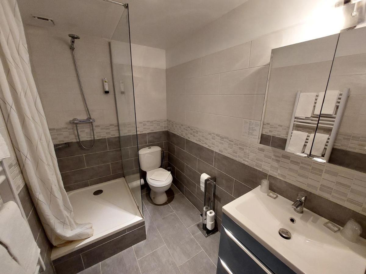 Logis Hotel - Les Pasteliers Lavaur  Ngoại thất bức ảnh