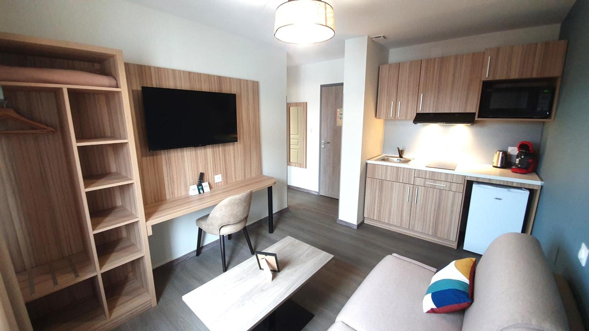 Logis Hotel - Les Pasteliers Lavaur  Ngoại thất bức ảnh